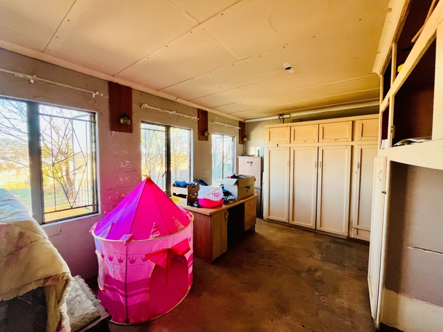 4 Bedroom Property for Sale in Roodewal Free State